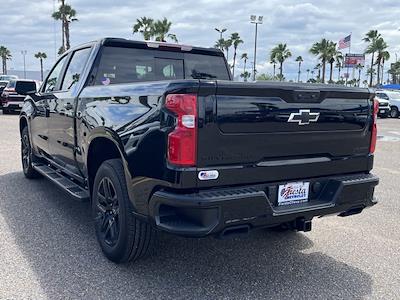 2025 Chevrolet Silverado 1500 Crew Cab 4x2, Pickup for sale #F06870 - photo 2