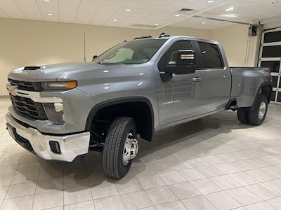 2025 Chevrolet Silverado 3500 Crew Cab 4x4, Pickup for sale #B3640 - photo 1