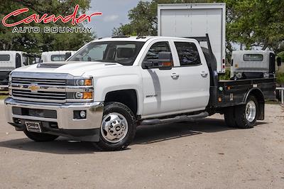 Used 2018 Chevrolet Silverado 3500 LT Crew Cab 4x4, Flatbed Truck for sale #JF118690 - photo 1