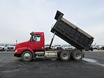 Used 2006 Volvo VNM 6x4, Dump Truck for sale #16886 - photo 28