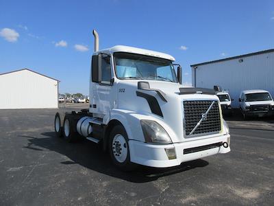 Used 2009 Volvo VNL Conventional Cab 6x4, Semi Truck for sale #17609A - photo 1