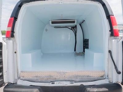 Used 2010 Chevrolet Express 2500 4x2, Refrigerated Body for sale #42329 - photo 2