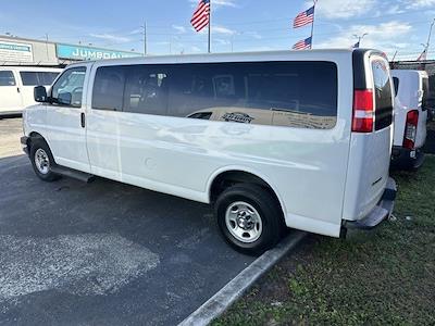 2020 Chevrolet Express 3500 SRW 4x2, Passenger Van #PD4139 - photo 2