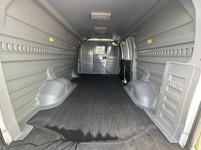 2021 Chevrolet Express 2500 SRW 4x2, Empty Cargo Van #PD4540 - photo 2