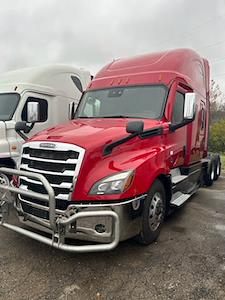 Used 2020 Freightliner Cascadia Sleeper Cab 6x4, Semi Truck for sale #290669 - photo 1