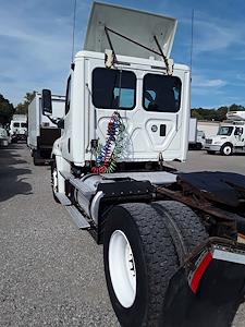 Used 2015 Freightliner Cascadia Day Cab 4x2, Semi Truck for sale #310263 - photo 2
