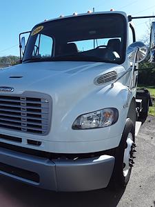 Used 2014 Freightliner M2 106 Conventional Cab 4x2, Semi Truck for sale #528636 - photo 1