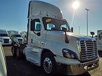 2016 Freightliner Cascadia Day Cab 6x4, Semi Truck for sale #647292 - photo 4