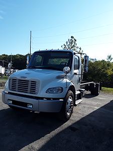 Used 2016 Freightliner M2 106 Conventional Cab 4x2, 26' Semi Truck for sale #652948 - photo 1