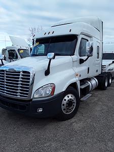 Used 2017 Freightliner Cascadia Sleeper Cab 6x4, Semi Truck for sale #675649 - photo 1