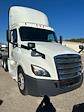 2019 Freightliner Cascadia Day Cab 6x4, Semi Truck for sale #870322 - photo 4