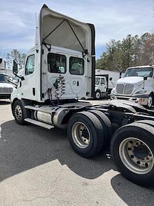 Used 2020 Freightliner Cascadia Day Cab 6x4, Semi Truck for sale #894911 - photo 2