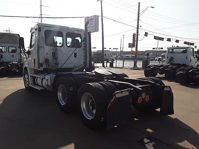 2017 Freightliner Cascadia Day Cab 6x4, Semi Truck for sale #674091 - photo 2