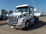 2017 Freightliner Cascadia Day Cab 6x4, Semi Truck for sale #674091 - photo 1