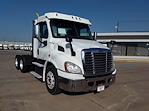 2017 Freightliner Cascadia Day Cab 6x4, Semi Truck for sale #674091 - photo 4