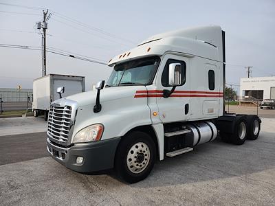 Used 2017 Freightliner Cascadia Sleeper Cab 6x4, Semi Truck for sale #675497 - photo 1