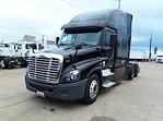 Used 2019 Freightliner Cascadia Sleeper Cab 6x4, Semi Truck for sale #868836 - photo 1