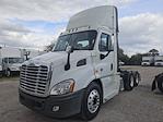 Used 2016 Freightliner Cascadia Day Cab 6x4, Semi Truck for sale #373419 - photo 1