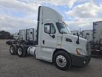 Used 2016 Freightliner Cascadia Day Cab 6x4, Semi Truck for sale #373419 - photo 4