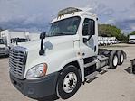 Used 2016 Freightliner Cascadia Day Cab 6x4, Semi Truck for sale #653732 - photo 1