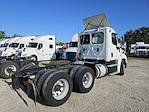 Used 2017 Freightliner Cascadia Day Cab 6x4, Semi Truck for sale #671886 - photo 5