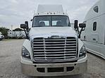 Used 2017 Freightliner Cascadia Day Cab 6x4, Semi Truck for sale #671887 - photo 3