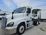 Used 2017 Freightliner Cascadia Day Cab 6x4, Semi Truck for sale #671892 - photo 1