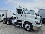 Used 2017 Freightliner Cascadia Day Cab 6x4, Semi Truck for sale #671892 - photo 4
