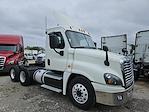 Used 2017 Freightliner Cascadia Day Cab 6x4, Semi Truck for sale #671893 - photo 4