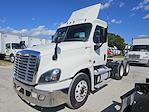 Used 2017 Freightliner Cascadia Day Cab 6x4, Semi Truck for sale #671894 - photo 1