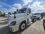 Used 2017 Freightliner Cascadia Day Cab 6x4, Semi Truck for sale #671895 - photo 1