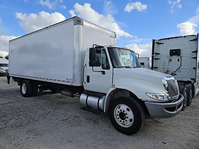 Used 2017 International DuraStar 4300 SBA 4x2, Box Truck for sale #679314 - photo 1