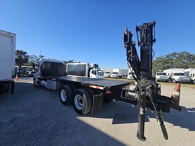 Used 2018 Freightliner Cascadia Sleeper Cab 6x4, Flatbed Truck for sale #682076 - photo 2