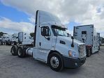 Used 2018 Freightliner Cascadia Day Cab 6x4, Semi Truck for sale #745860 - photo 4