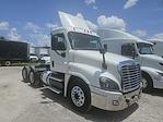 Used 2018 Freightliner Cascadia Day Cab 6x4, Semi Truck for sale #775228 - photo 3