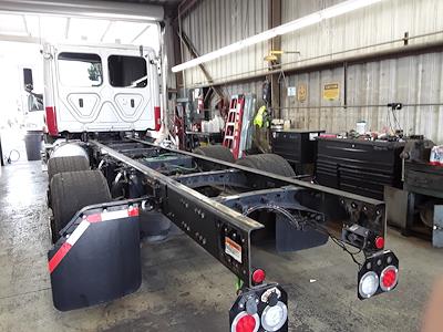 2020 Freightliner Cascadia Day Cab 6x4, Cab Chassis for sale #247419 - photo 2