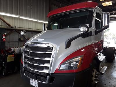 2020 Freightliner Cascadia Day Cab 6x4, Cab Chassis for sale #247419 - photo 1