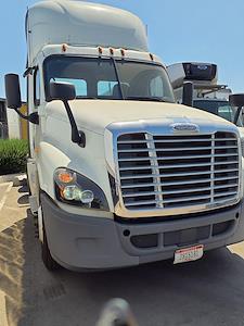 2019 Freightliner Cascadia Day Cab 6x4, Semi Truck for sale #829253 - photo 1