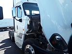 2019 Freightliner Cascadia Day Cab 6x4, Semi Truck for sale #869412 - photo 3