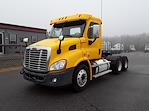 Used 2017 Freightliner Cascadia Day Cab 6x4, Semi Truck for sale #675187 - photo 1