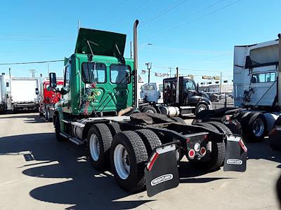 Used 2018 Freightliner Cascadia Day Cab 6x4, Semi Truck for sale #684953 - photo 2