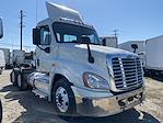 Used 2019 Freightliner Cascadia Day Cab 6x4, Semi Truck for sale #813292 - photo 4