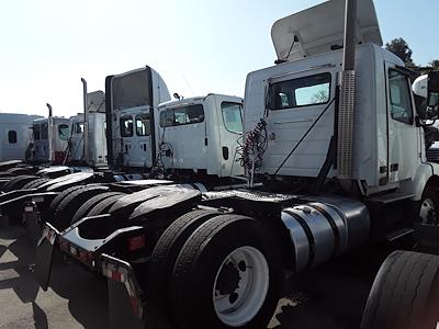 Used 2017 Volvo VNM 4x2, Semi Truck for sale #665151 - photo 2