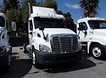 Used 2018 Freightliner Cascadia Day Cab 4x2, Semi Truck for sale #753540 - photo 1