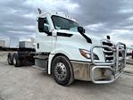 Used 2021 Freightliner Cascadia Day Cab 6x4, Semi Truck for sale #269465 - photo 4