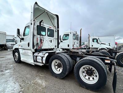 2016 Freightliner Cascadia Day Cab 6x4, Semi Truck for sale #648292 - photo 2
