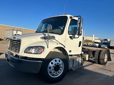 Used 2018 Freightliner M2 106 Conventional Cab 4x2, Cab Chassis for sale #680252 - photo 1