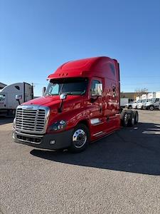 Used 2019 Freightliner Cascadia Sleeper Cab 8x4, Semi Truck for sale #809582 - photo 1