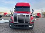 Used 2019 Freightliner Cascadia Sleeper Cab 6x4, Semi Truck for sale #809649 - photo 3