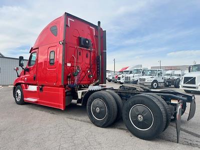 2019 Freightliner Cascadia Sleeper Cab 6x4, Semi Truck for sale #809650 - photo 2